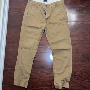 Levi’s Khaki Joggers